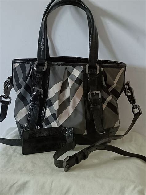 borsa burberry bianca shopping|burberry her men's clothing.